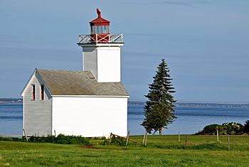 Lighthouse DGJ 4010 - Old Pugwash Lighthouse (6139823805).jpg