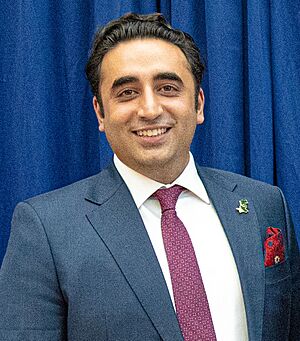 Secretary Blinken and Pakistani Foreign Minister Bhutto Zardari Deliver Remarks (52387487125) (cropped).jpg