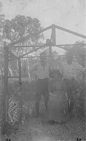 StateLibQld 2 296839 Queensland Prickly Pear Board's research station, Dulacca, ca 1913