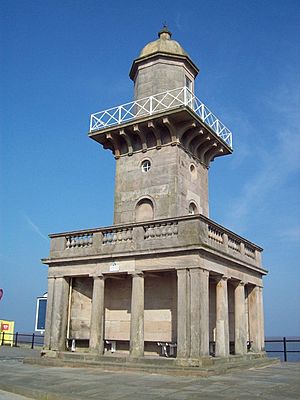 The Lower Lighthouse - geograph.org.uk - 1454967