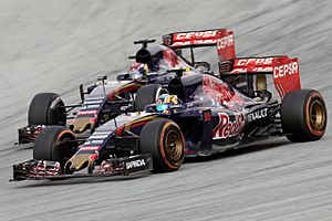 Toro Rosso duo 2015 Malaysia Race