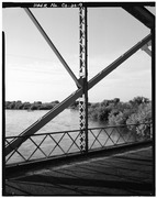 VIEW, LOOKING SOUTHWEST, SHOWING VERTICAL, DIAGONAL AND GUARDRAIL DETAIL - Manzanola Bridge, State Highway 207, spanning Arkansas River, Manzanola, Otero County, CO HAER COLO,13-MANZ.V,1-9