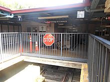 Woodlawn; IRT Jerome Avenue; Stop Sign; Trk 1