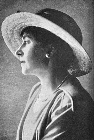 1917 Helena Smith Dayton.jpg