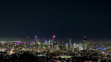 Brisbane CBD from Mount Coot-tha at night.jpg