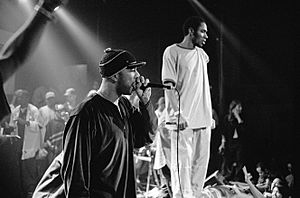 Common-Mos Def-10-mika