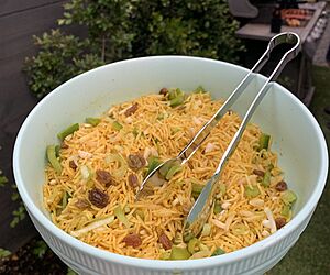 Curried rice salad (cropped)