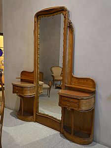 Détail de la coiffeuse de la chambre de Madame Guimard, 1909-1912