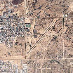 Douglas Municipal Airport-Arizona-2006-USGS.jpg