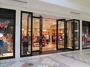 J Crew, South Shore Plaza, Braintree MA