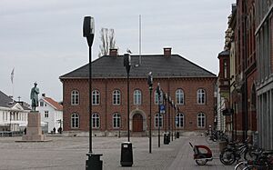 Kristiansand Raadhus murbyen IMG 1787