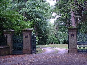 Lemlair Farm entrance - geograph.org.uk - 207586