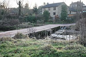 Pipe Bridge over Hoff Beck - geograph.org.uk - 1102345.jpg