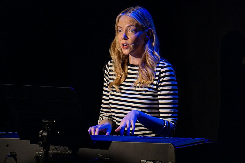 Riki Lindhome at the 2024 Edinburgh Festival Fringe 3