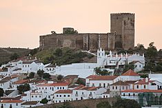 Castelo de Mértola ao entardecer