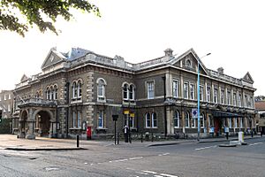 Chiswick Town Hall north and west facing 515c