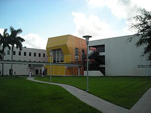 FIU SOA