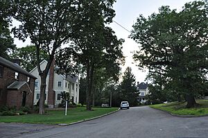 NewtonMA WestNewtonHillHD