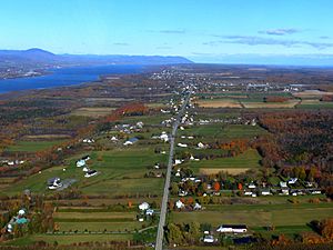 Québec - Saint-Pierre-de-l'Île-d'Orléans - panoramio