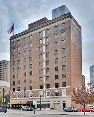 Sam Houston Hotel (front) (HDR)