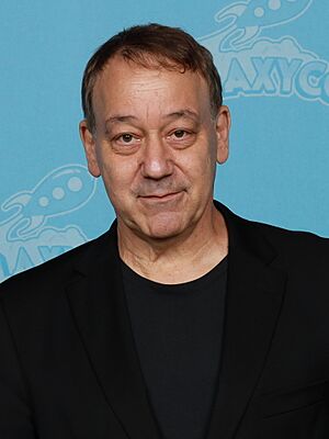 Sam Raimi Photo Op GalaxyCon Raleigh 2024 (cropped).jpg
