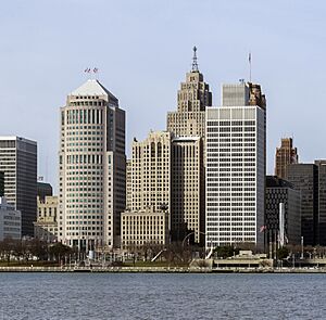 Skyline of Detroit, Michigan from S 2014-12-07 (cropped, Financial District)