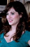 Zooey Deschanel May 2014 (cropped)