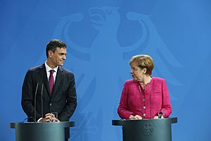 2018-06-26, Pedro Sánchez se reúne con Angela Merkel 4