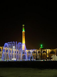 Aghigh Square esfahan 201312 06