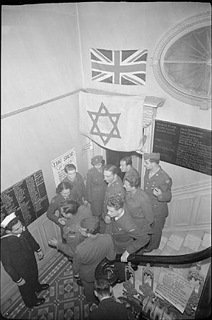 Allied Forces Celebrate Jewish New Year- Religious Celebrations at the Balfour Service Club, London, UK, 1943 D16288
