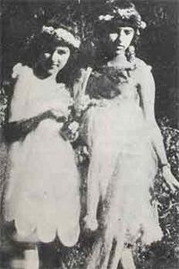 Amrita with Indira 1922
