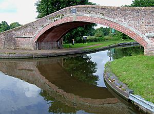Bridge No 109, Staffordshire and Worcestershire Canal , Great Haywood - geograph.org.uk - 1179718.jpg