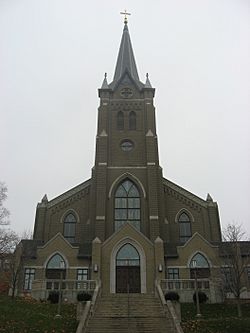 Cathedral of Saint Mary of the Immaculate Conception in Indiana.jpg
