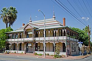 Crescent Bathhouse 044 Wiki a