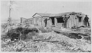 Crude building under construction at Fort Keogh, Mont., ca. 1889 - NARA - 531100