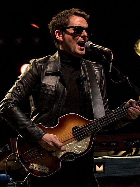 Dr. Pepper's Jaded Hearts Club Band at Teenage Cancer Trust 2018 6 (27113865638) (cropped)