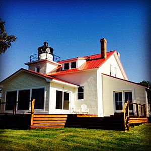 Eagle River Light view 1.jpg