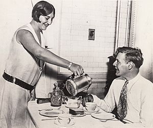 Eddie August Schneider (1911-1940) with a hot cup of coffee from his sister Alice Schneider Harms (1913-2002) on August 25, 1930 (600 dpi, 100 quality)