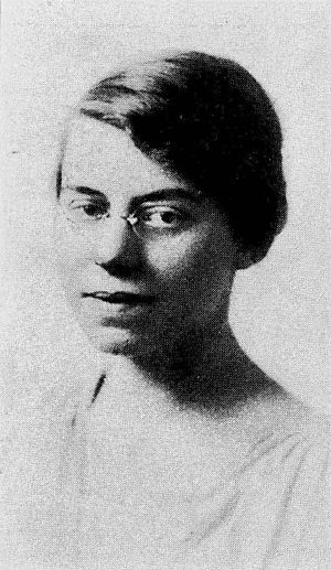 Florence Mears yearbook 1918 Goucher College (page 48 crop).jpg