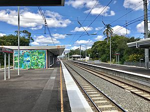 Platforms at Sherwood railway station, Brisbane 01