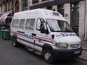 Renault Mascott, Police Nationale.