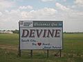Sign to Devine, TX Picture 102