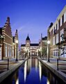 009 9861 Molengracht Exterior Nightshot Canal ppt