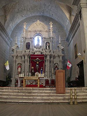 05.Catedral de Puno (5)
