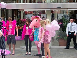 A Clanger outside Victoria Quarter in Leeds (24th June 2010)
