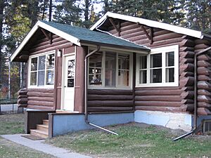 Accountants residence off side
