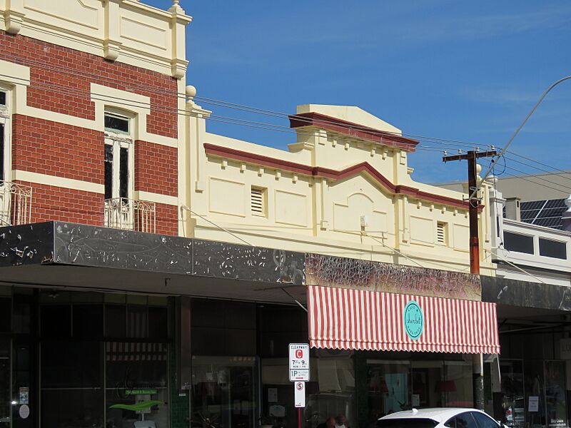 Cafe 206 Whatley Crescent Maylands, April 2021