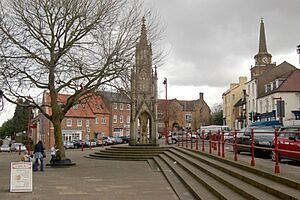 Daventry, High Street and Market Square and market cross (resize)- geograph.org.uk - 1729537