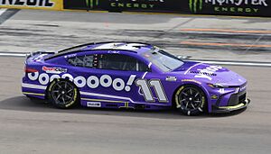 Denny Hamlin 11 Las Vegas 2025