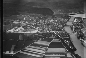 ETH-BIB-Olten, Trimbach v. S. W. aus 500 m-Inlandflüge-LBS MH01-000503
